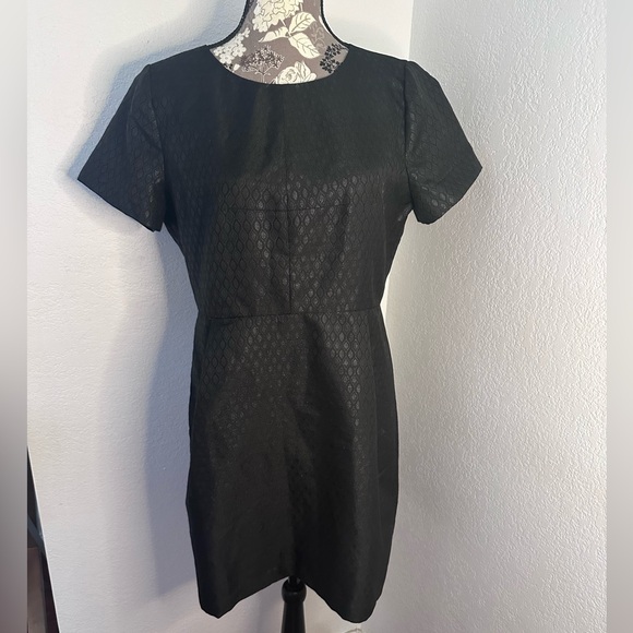 Madeline Dresses & Skirts - Madewell Jacquard Brocade tailored Mini dress in Black - Size 10